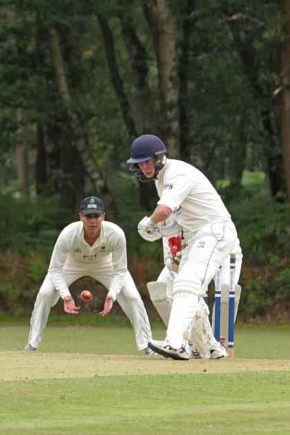 Hook and Newnham Basics seconds move back to top of Hampshire League 