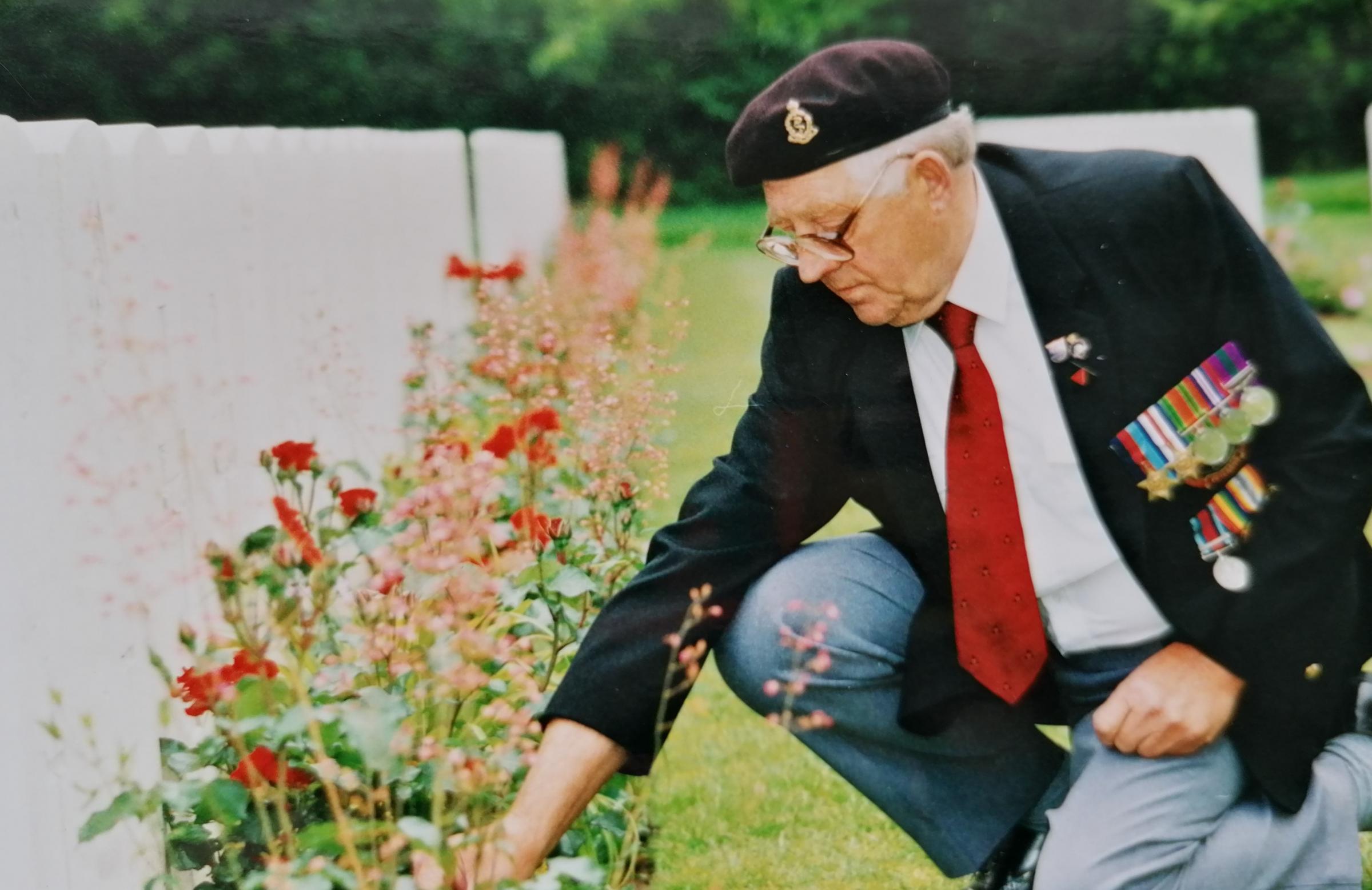 Kenneth returned to France with the Normandy Veterans Association many times, including here when he visited Hermanville cemetery in 1999.