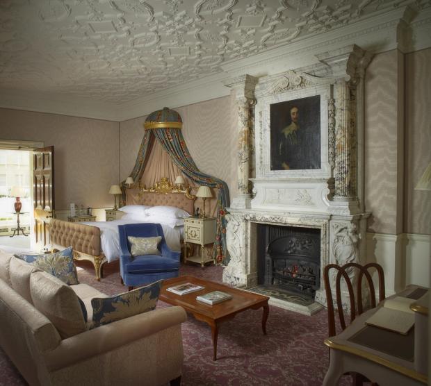 Basingstoke Gazette: Cliveden House. Credit: Booking.com