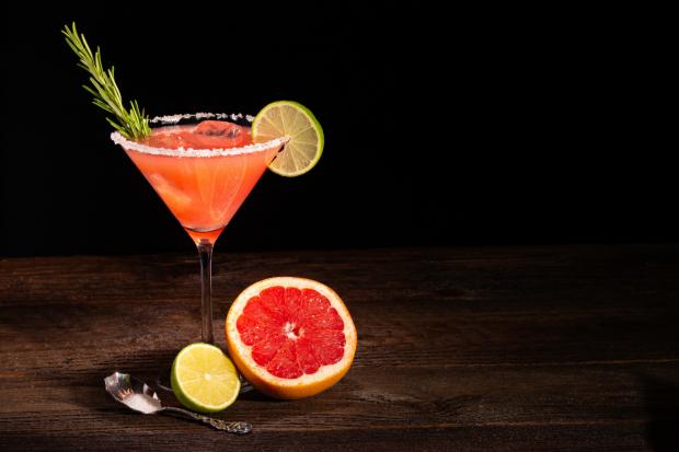 Basingstoke Gazette: A cocktail with grapefruit and lime. Credit: Canva