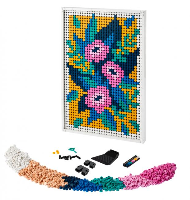 Basingstoke Gazette: LEGO® Art Floral Art Set. Credit: LEGO