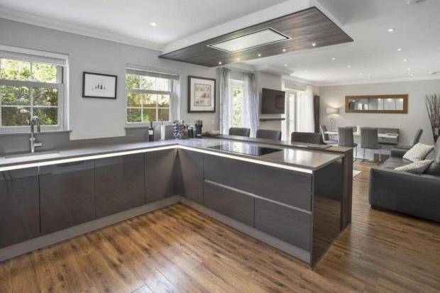 Basingstoke Gazette: Otterbourne Walk kitchen and dining room. Credit: Randalls Residential 