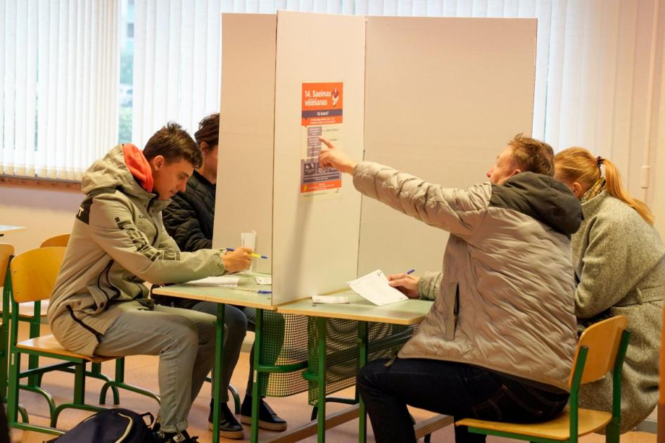 Latvija iet pie vēlēšanu urnām Krievijas iebrukuma Ukrainā skartajās vēlēšanās