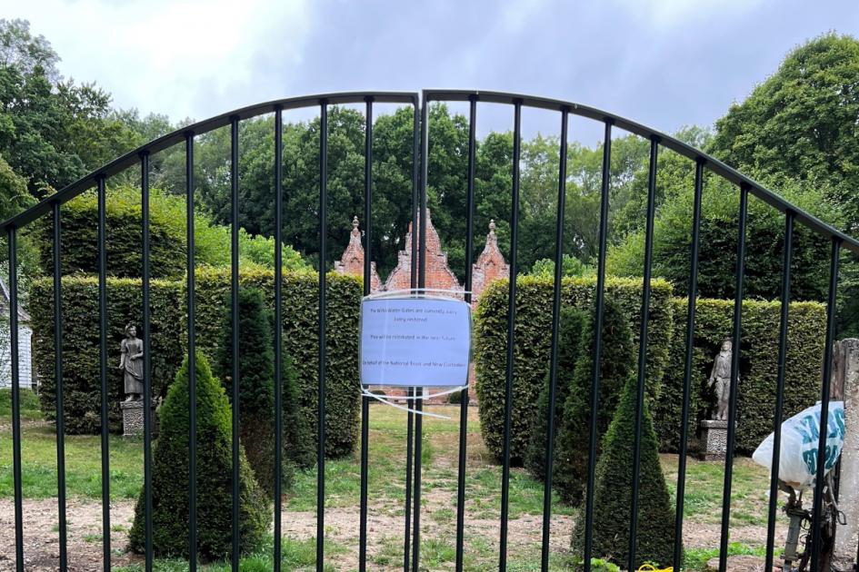Council responds to plans to erect a gate at Odiham hunting lodge 