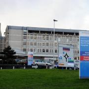 Would prefer current hospital to be extended than new M3 site