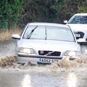Motoring expert reveals telltale sign that could save drivers during Storm Ciarán